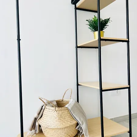 Διαμέρισμα Golden Plaza *