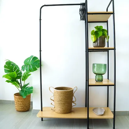 Golden Plaza Appartement *