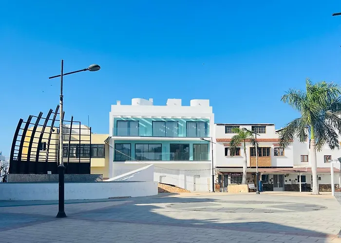 Golden Plaza Apartment